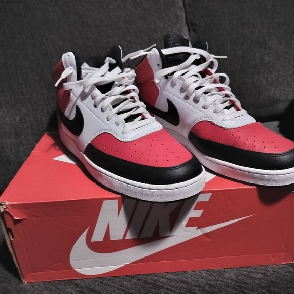 Men's Nike Court Vision Mid Sneakers - Picture 1 of 1